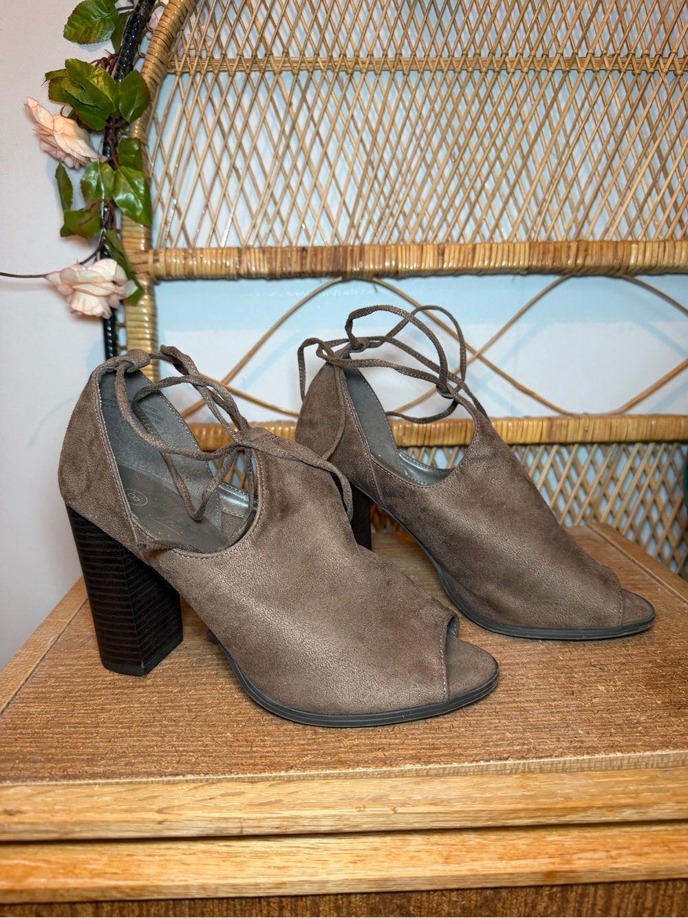 Lace-Up Suede Peep Toe Block Heel Pumps - Taupe